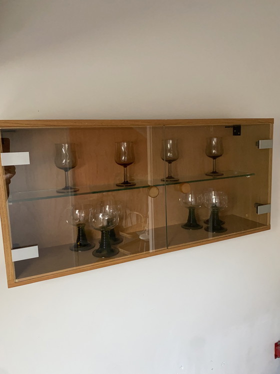 Image 1 of Vintage vitrine hangkastje uit jaren 70/80