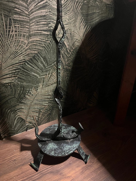 Image 1 of Candelero de hierro fundido macizo patinado, mediados de los años 60