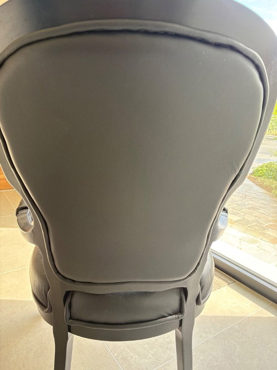 Zwarte Lederen Fauteuil – Leather, Wood (photo 3 of 5)