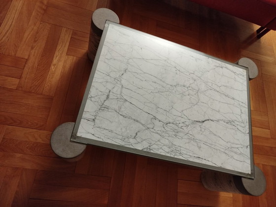 Image 1 of Salontafel van marmer en glas – Italiaans design