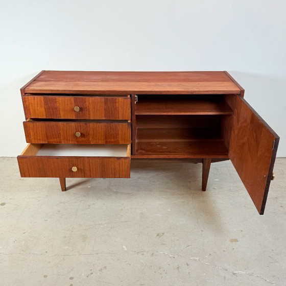 Image 1 of Vintage mahonie sideboard in Scandinavische stijl