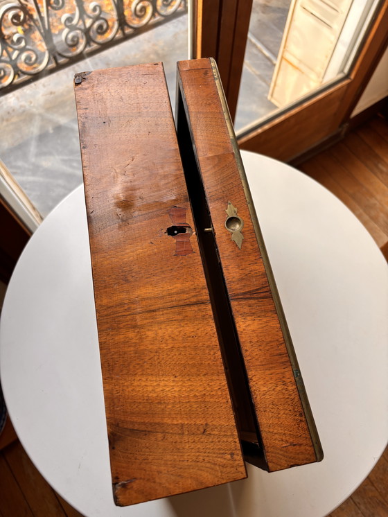 Image 1 of Große Holzkiste aus dem 19. Jahrhundert