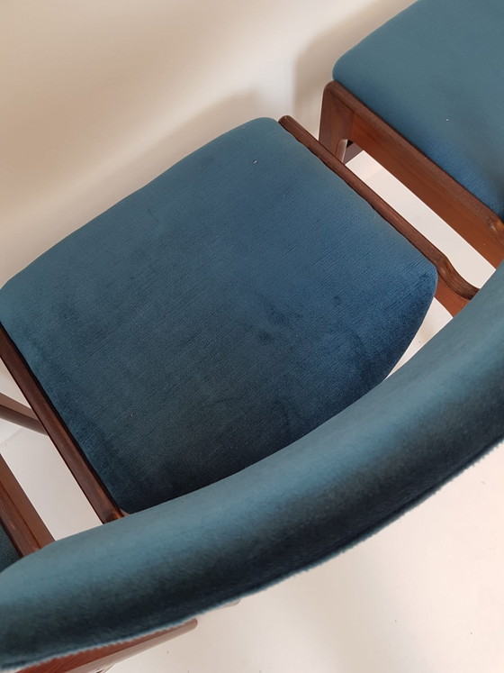 Ensemble de 6 chaises de salle à manger Erik Buch en palissandre, bleues, récemment retapissées – Wood (photo 13 of 15)