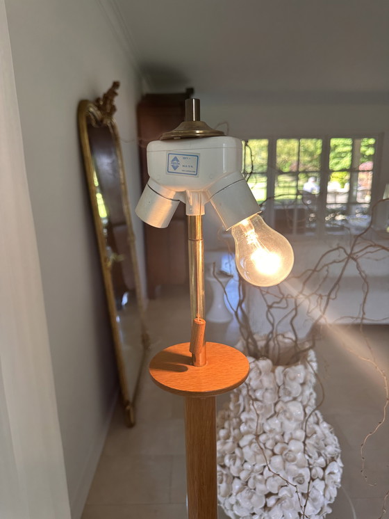 Image 1 of Lampadaire vintage Herda en bois de teck, design milieu du siècle