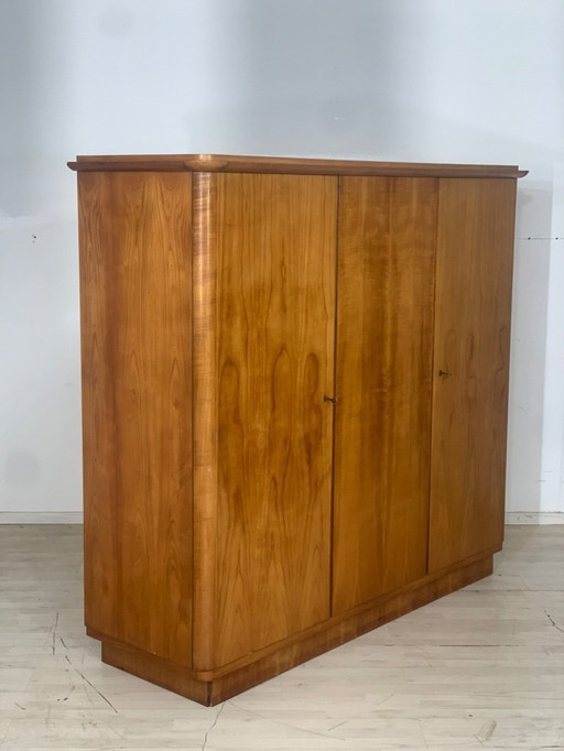 Mid - Century linen cupboard Wardrobe Wardrobe vintage