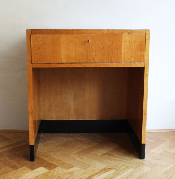 Image 1 of Coiffeuse moderniste des années 1950 avec miroir réglable caché