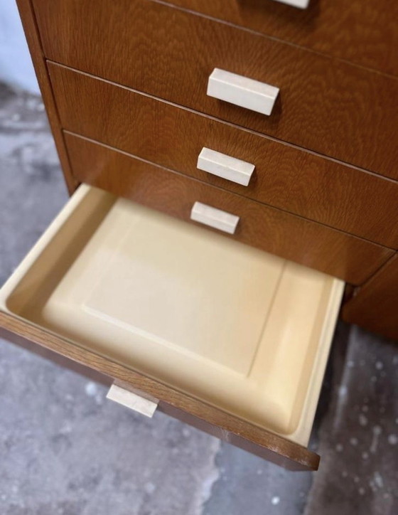 Image 1 of Vitrine vintage Jouritek