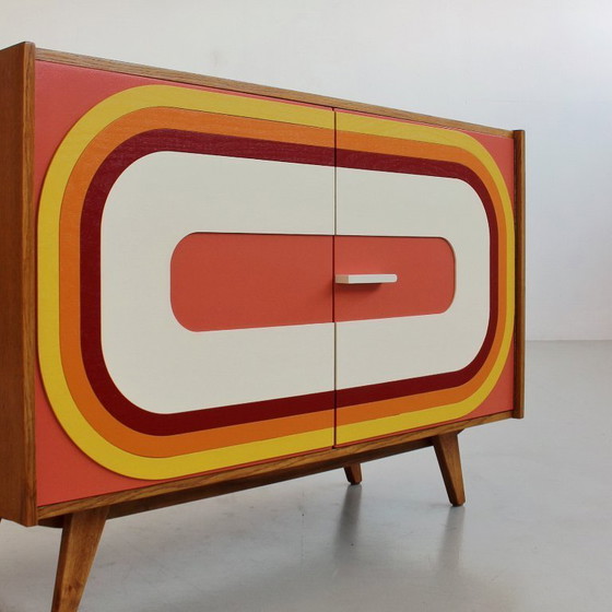 Image 1 of Credenza vintage nel nuovo e colorato stile di metà secolo, anni '60