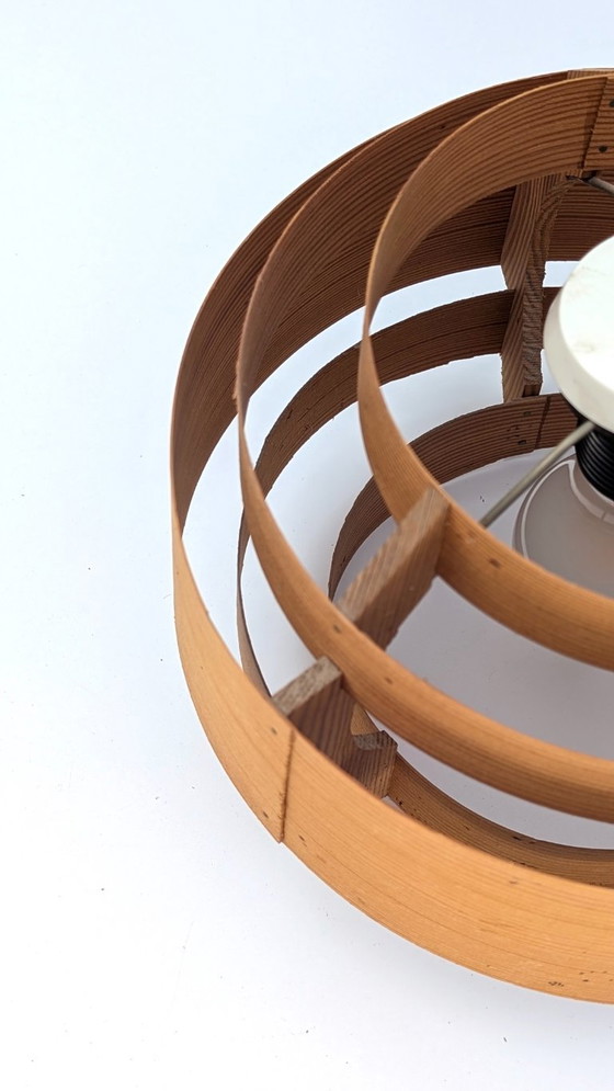 Image 1 of Ciondolo in legno di pino di Hans-Agne Jakobsson