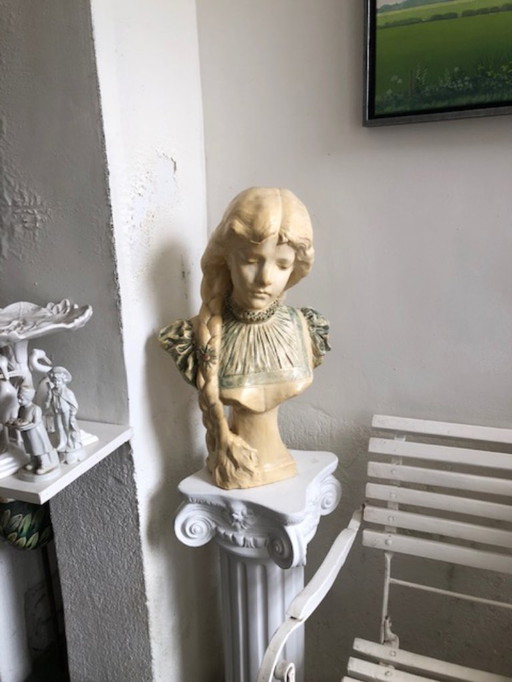 Art Nouveau Bust. Girl with braid. Ricardo Aurili.