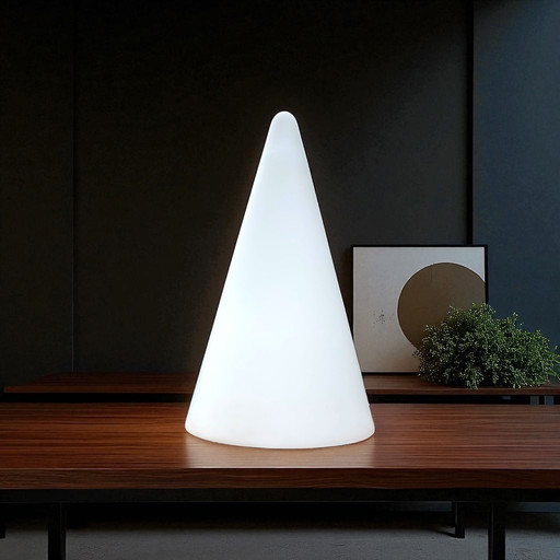 Lampe de table Tipi h=14.96 (38cm) verre dépoli milieu du siècle 1980 Allemagne design minimaliste