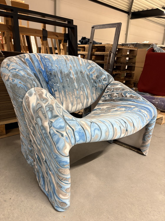 Image 1 of Artifort F580