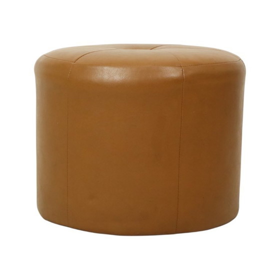 Image 1 of Pouf rotondo vintage color cammello