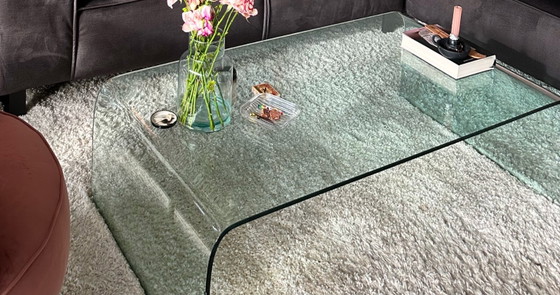 Table basse incurvée en verre Fontana | Fontana Arte – Tables basses, Glass (photo 2 of 5)