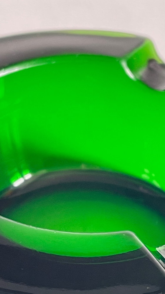 Image 1 of Vintage Aschenbecher aus grünem Glas
