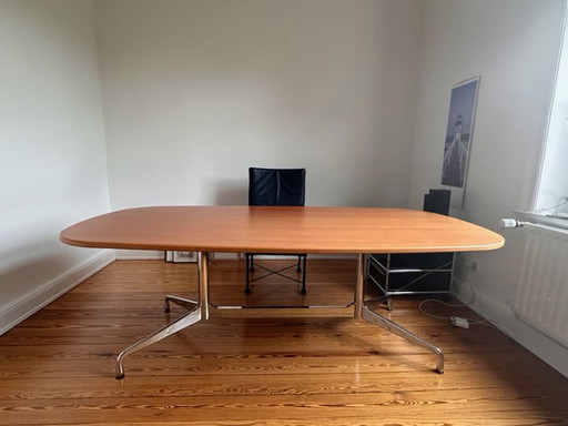 Eames bureau
