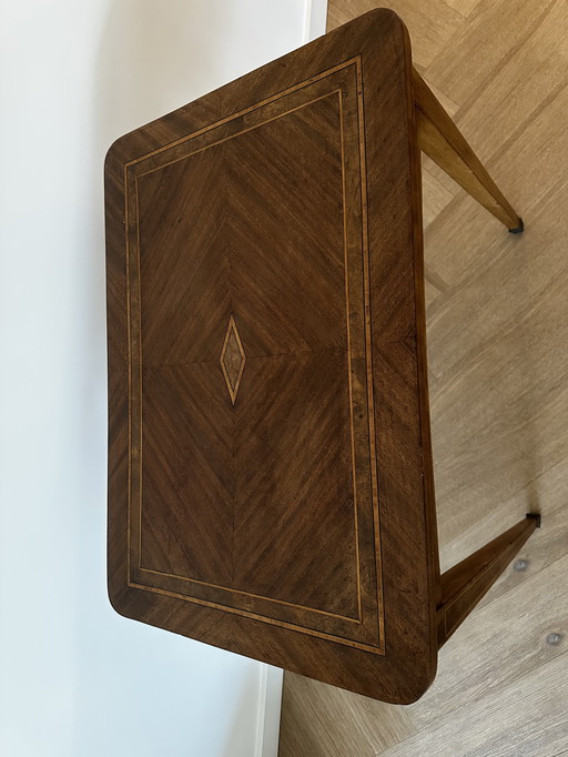 Table ancienne