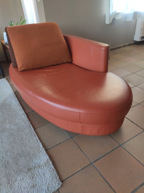 Image 1 of Rolf Benz leather chaise longue from the 4500 series