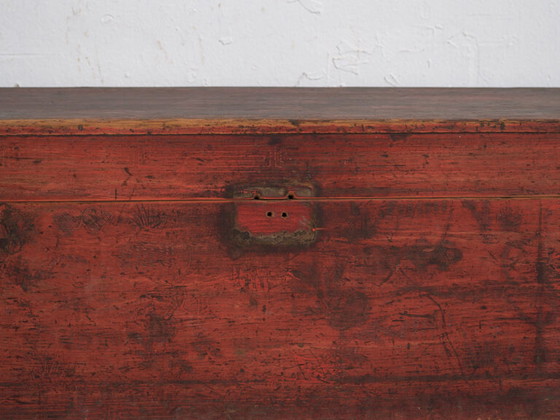 Antique Chinese garnet red case (c.1900) #11 – Storage cabinet (photo 32 of 39)