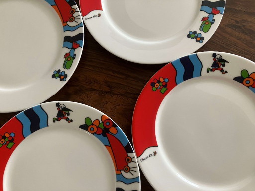 4 Otmar Alt Design Dessert Plates – servies, Porcelain (photo 2 of 10)