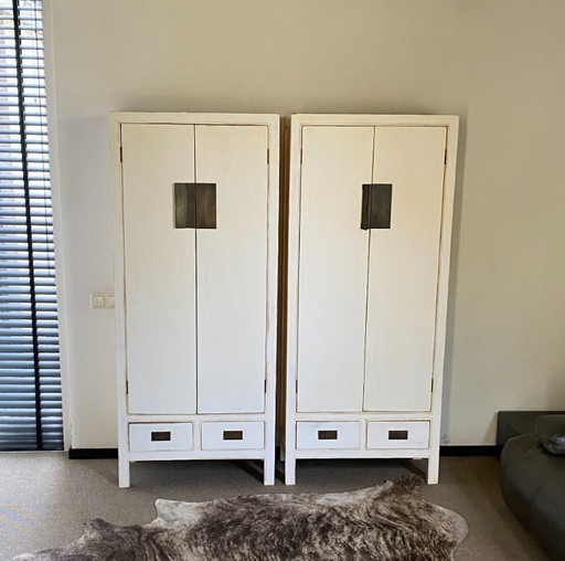 2 pièces d'armoires chinoises élégantes et "antiques".