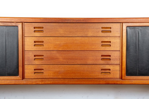 Extra long Danish enfilade in teak, oak and skai, 280 cm, by Arne Hovmand-Olsen 1960.