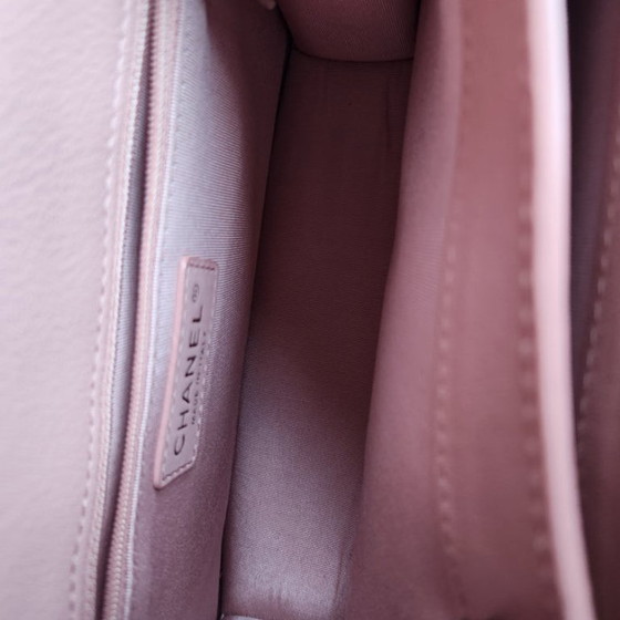 Image 1 of Borsa Chanel CC Box Flap - Pelle di vitello trapuntata rosa con finiture argentate, serie 24