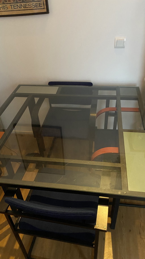 Pastoe Dining Table And 4 Chairs FM80