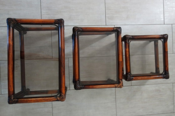 3 Vintage Bamboo and Smoked Glass Nesting Tables, 1960s – Side tables, Rattan (photo 5 of 16)
