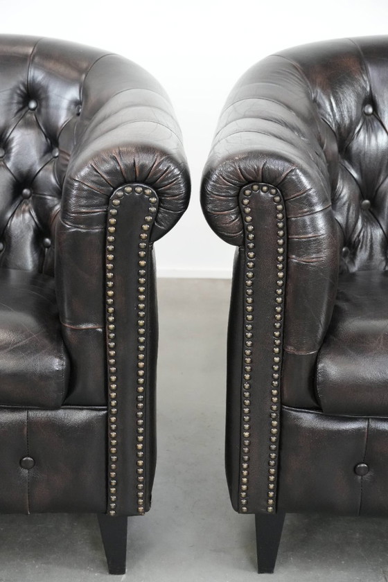 Image 1 of 2 sillones club Chesterfield de piel de vacuno oscura de estilo inglés