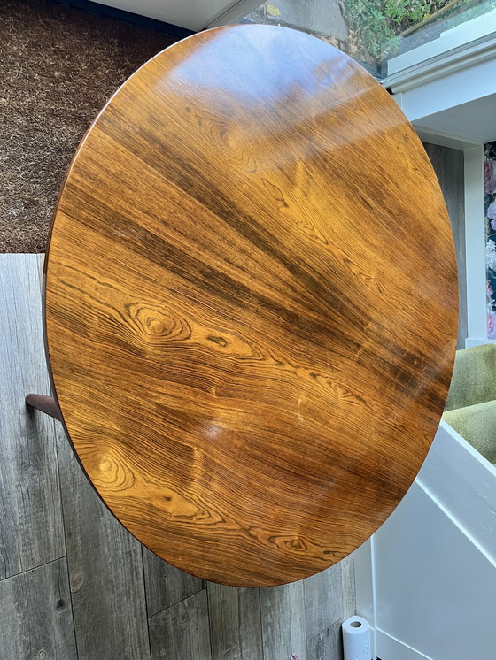 Image 1 of Beautiful round teak wooden vintage coffee table