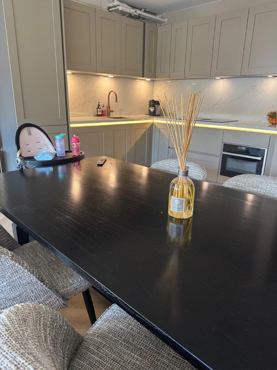 Image 1 of Il tavolo da pranzo MET x Eichholtz Americana