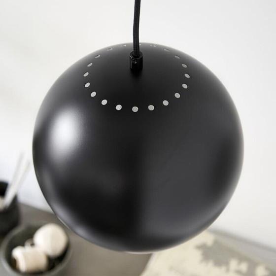 Image 1 of Suspension Boule Frandsen Ø40 – Noir Mat