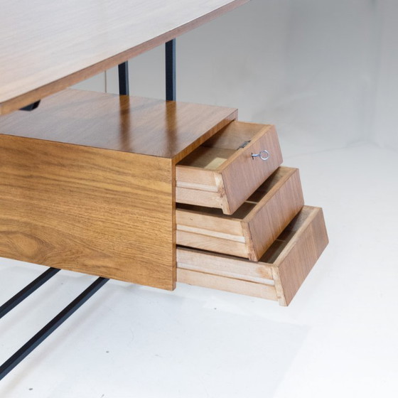 Image 1 of 1x Schrijftafel in mid-century modern stijl, messing en metaal, Italië jaren 1960