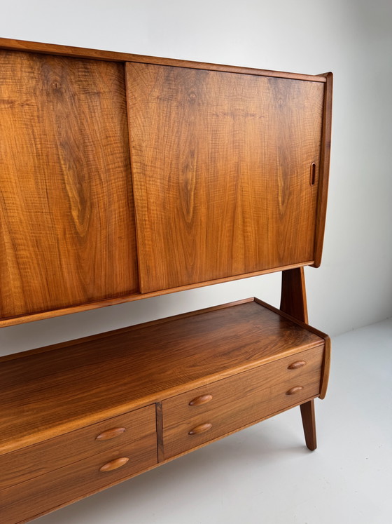 Image 1 of Buffet double modèle 53 par Harry Østergaard pour Randers Møbelfabrik – Design sculptural danois en teck
