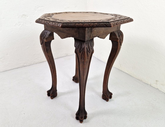 Image 1 of Antique Clawfoot Side Table in Oak