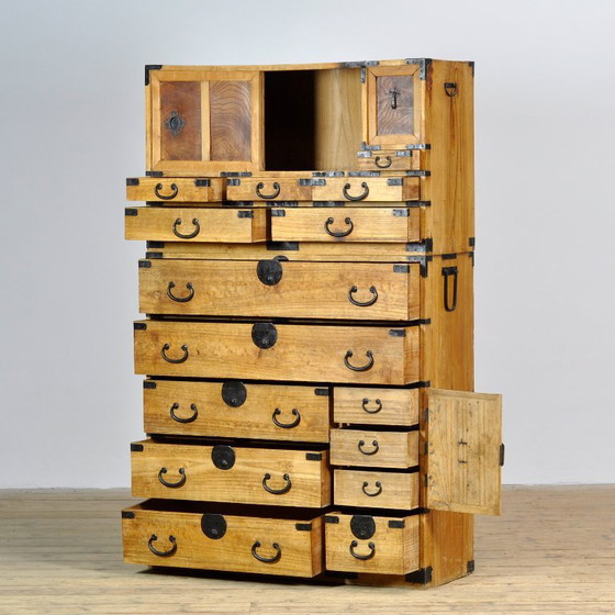 Japanese Tansu chest of drawers, circa 1880, Iron, Wood, Black (photo 4 of 14)