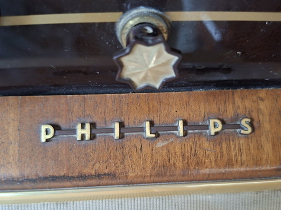 Image 1 of Vintage Philips B6X72A "D'Annunzio" Radio 1957