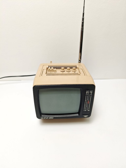 Vintage Tele Star 4004 Mini Portable TV beige color, black and white television,