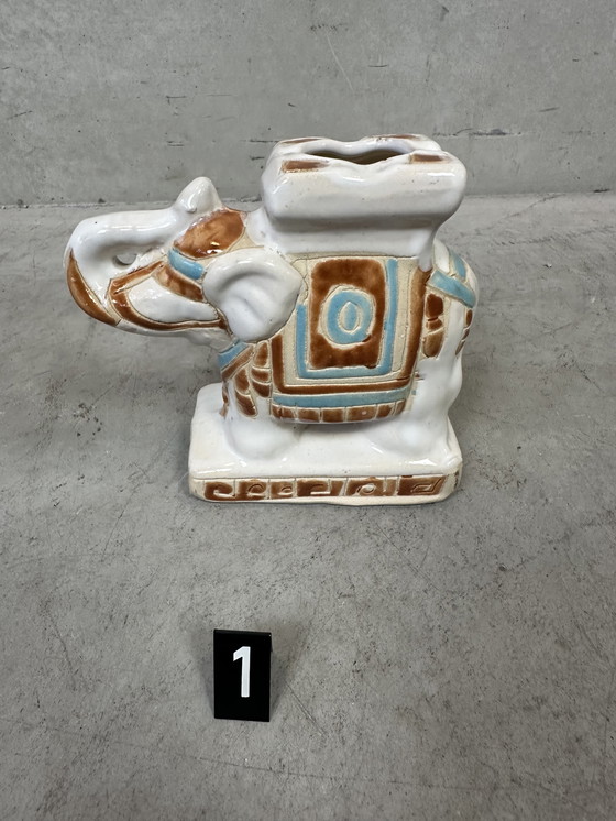 Image 1 of Cendrier vintage à éléphant - céramique