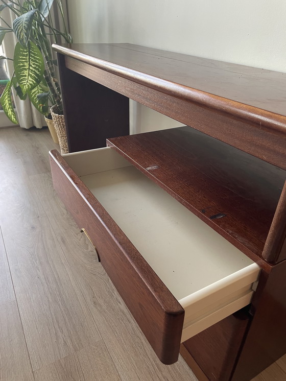 Image 1 of Bureau uit het midden van de vorige eeuw