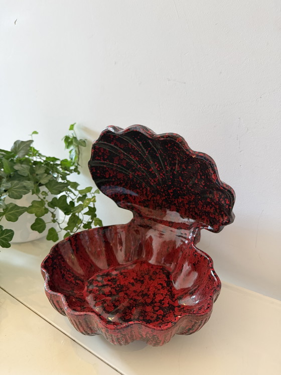 Ciotola a conchiglia in ceramica vintage di metà secolo – Oggetti decorativi (photo 2 of 8)