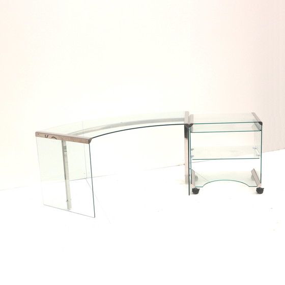 Image 1 of Scrivania direzionale di design italiano / Scrivania in vetro di sicurezza progettata da Pierangelo Gallotti per Gallotti &amp; 