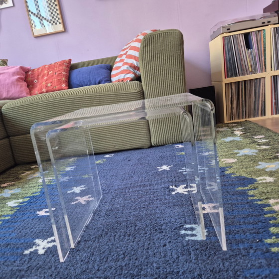 Image 1 of Lot de 2 tables d'appoint en plexiglas