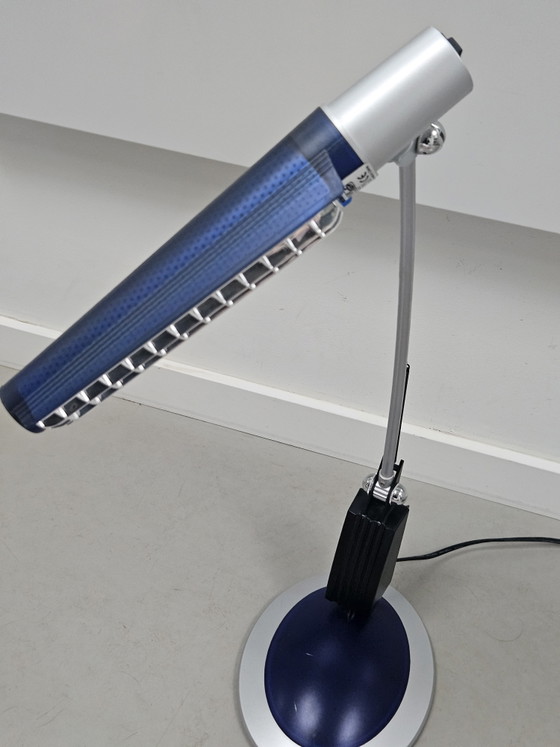 Image 1 of Postmoderne Schreibtischlampe von H.T. Huang für Huangslite