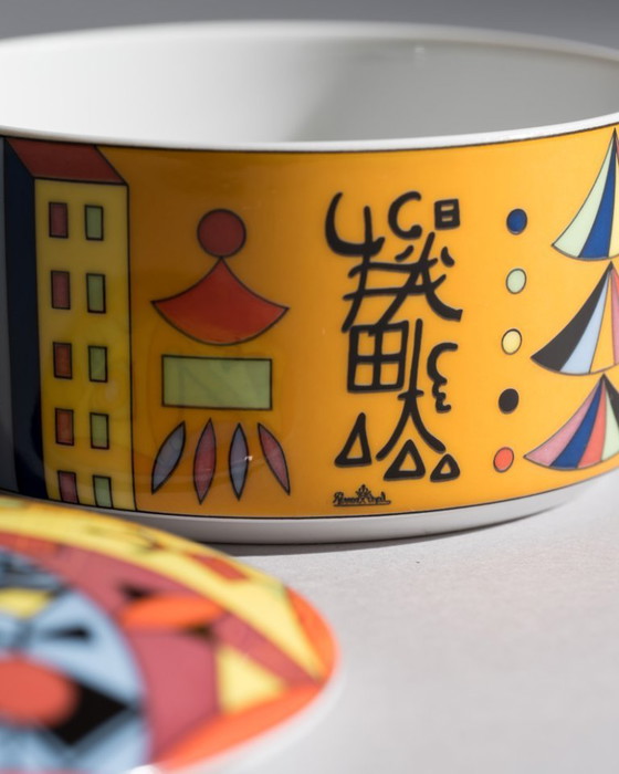 Image 1 of Caja de porcelana Rosenthal con tapa «Aventuras en Asia» Colección Reiseimpressionen