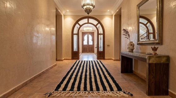 Traditioneel Marokkaans Berberkleed, handgemaakt, afmeting 300/75 cm – Aime Té, Vloerkleden en tapijten, Wool (photo 7 of 7)