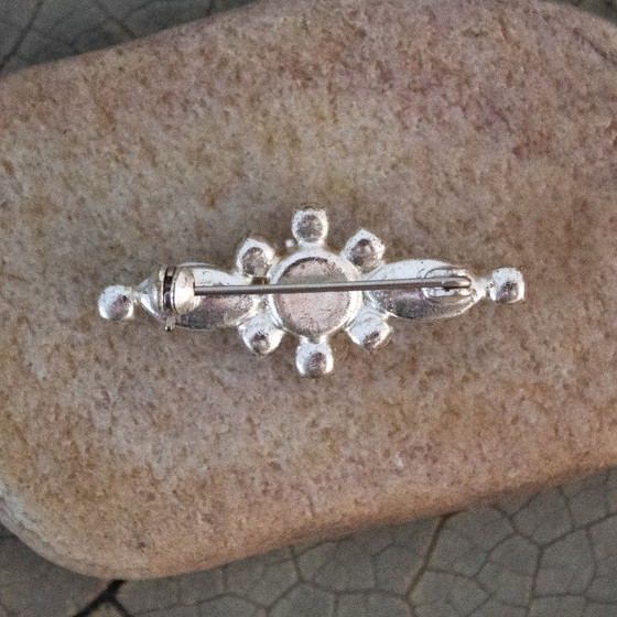 Image 1 of Spilla vintage Aurora Boreale: spilla ovale con strass iridescenti