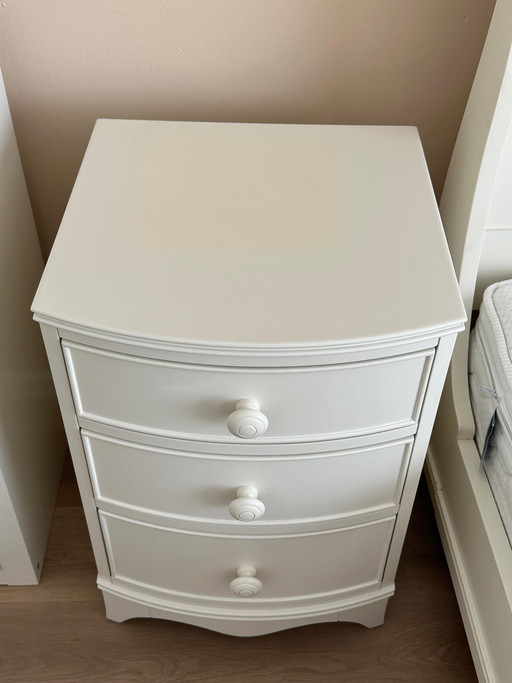 Classic Laura Ashley bedside draws x2 