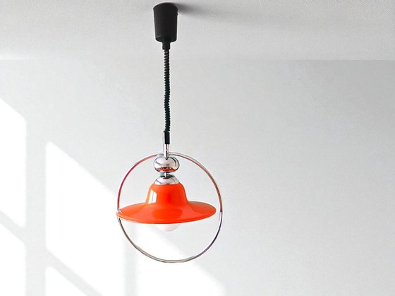 Image 1 of Lampe suspendue à tirette orange brillant, Mid Century, années 1960
